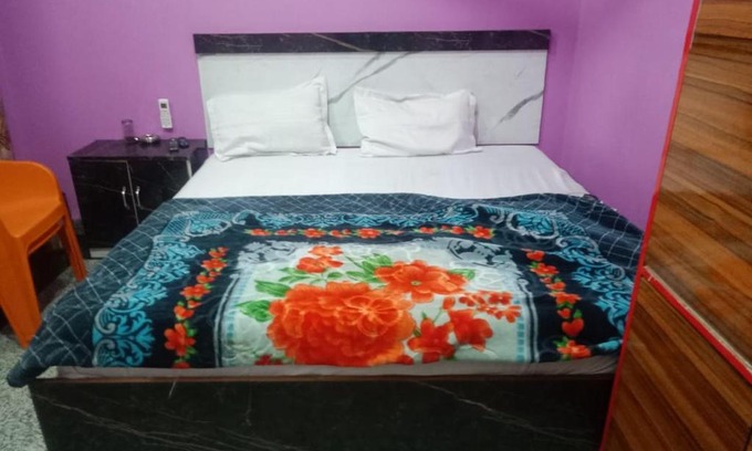 Kasganj Hotel | Hotel lakhdatar and family restaurant