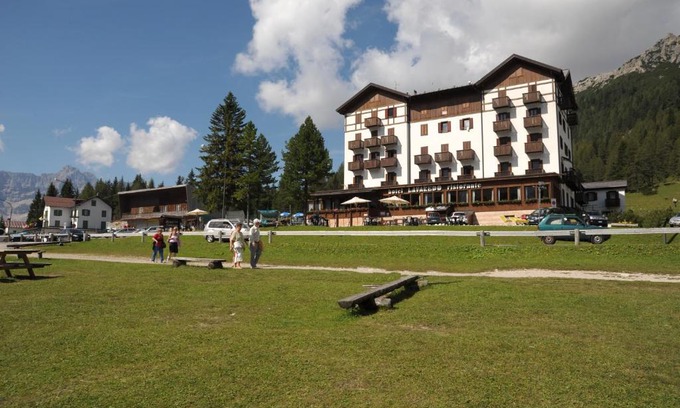 Misurina Hotel | Hotel Lavaredo