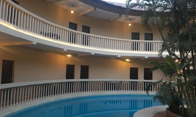 Ziguinchor Apartment | HOTEL LE FLAMBOYANT