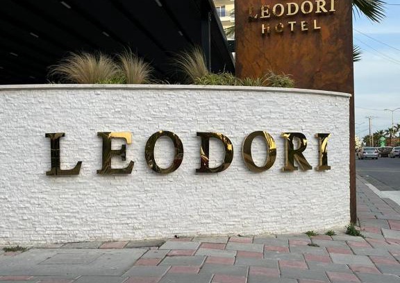Skataj Hotel | Hotel LEODORI 3 suites