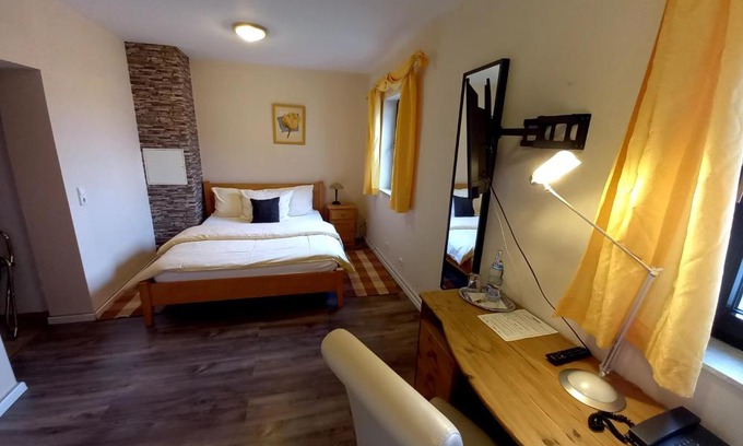 Roedermark House | Hotel Lindenhof