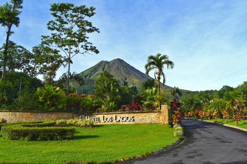 Arenal Hot Springs Hotel | Hotel Los Lagos Spa & Resort