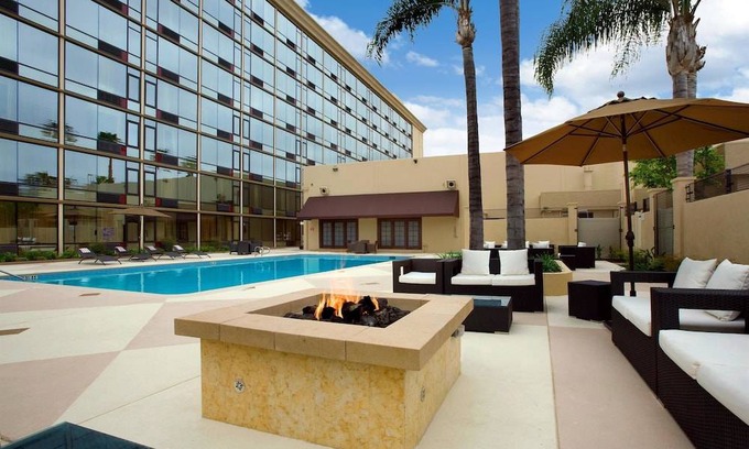 Anaheim Resort Hotel | Hotel Lulu, BW Premier Collection