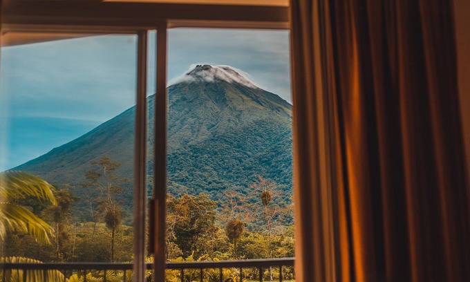 La Fortuna Hotel | Hotel Magic Mountain SPA & Conference center