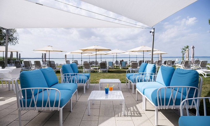 Balatonkenese Hotel | Hotel Marina Port