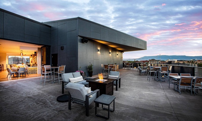 Grand Junction Hotel | Hotel Maverick