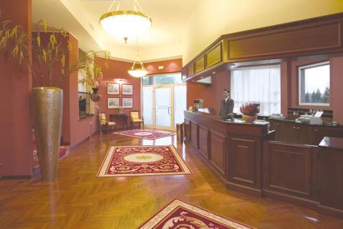 Peschiera Borromeo Hotel | Hotel Maxim