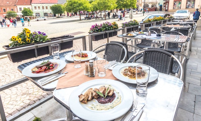 Kutna Hora Hotel | Hotel Medinek Old Town