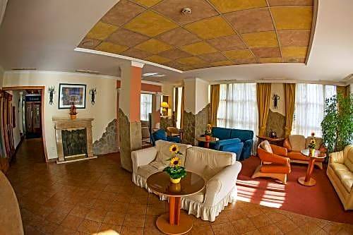 Gellert Hill Hotel | Hotel Mediterran