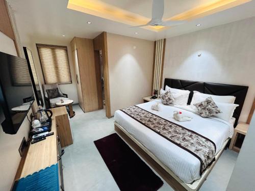 Laheriasarai Hotel | Hotel Meena Aurum Inn