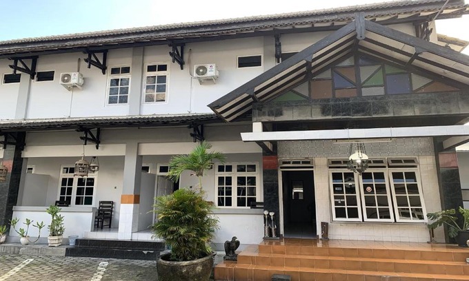 Klaten Selatan Hotel | Hotel Merak Indah