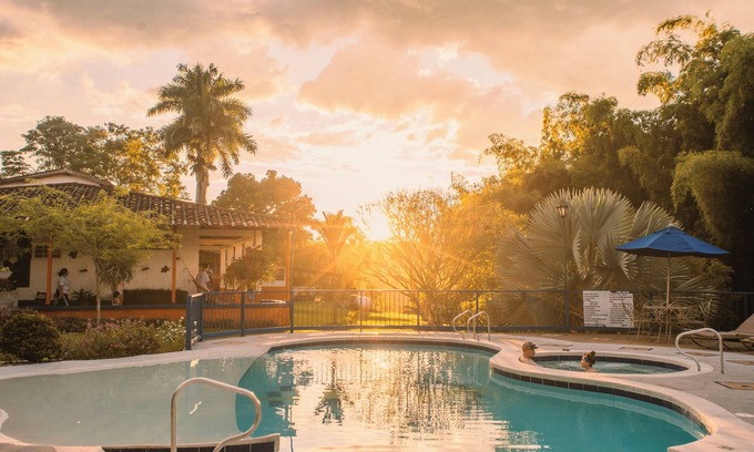 Armenia Hotel | Hotel Mi Monaco