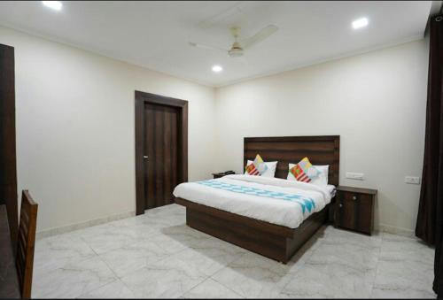Palwal Hotel | Hotel Midtown