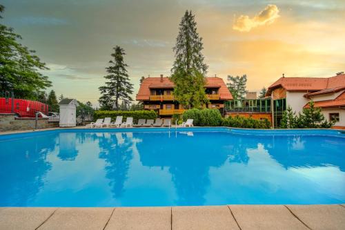 Kalwaria Zebrzydowska Hotel | Hotel Modrzewiówka