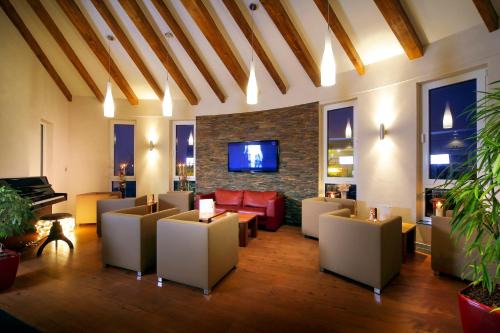 Buettelborn Hotel | Hotel Monika