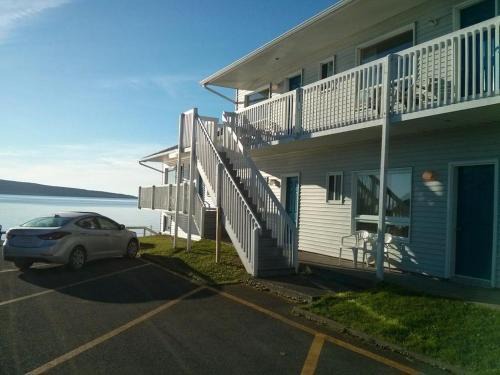 Perce Hotel | Hotel-Motel Fleur de Lys