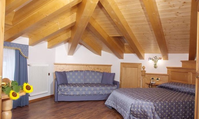 Almazzago Hotel | Hotel Mountain Resort Commezzadura
