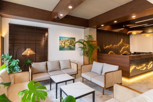 Pokhara Hotel | Hotel Mystic Mountain, Pokhara