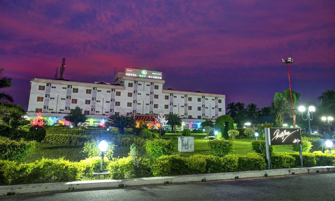 Bogra Hotel | Hotel Naz Garden