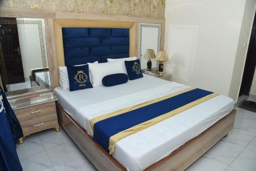 Johar Town Hotel | Hotel New Royal Johar Town