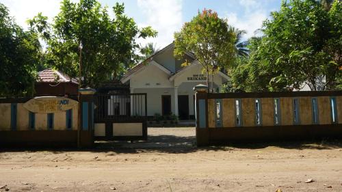 Sumberagung Hotel | Hotel O Homestay Srikandi Pulau Merah BeachNearPantai Pancer