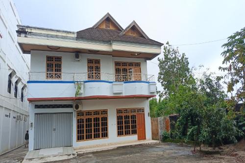 Marabahan Hotel | Hotel O Karunia Kost & PenginapanNearSiring Marabahan (Ulek Barito)
