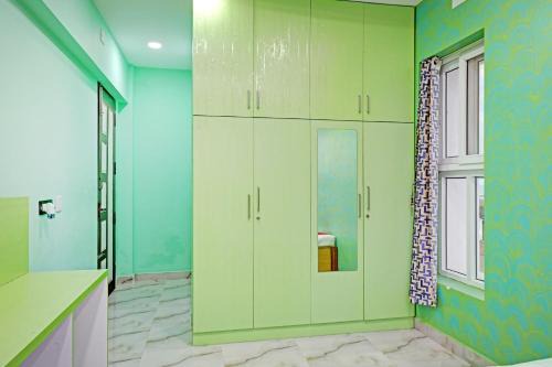 Chennai Hotel | Hotel O Lake View Resort