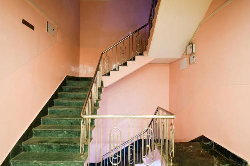 Seraikela Hotel | Hotel O Premium Hari