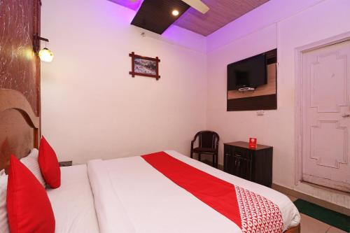 Udyog Vihar Hotel | Hotel O Royal Hotel