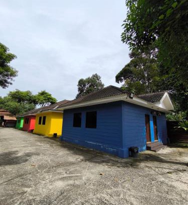Kampung Nanas Hotel | Hotel O Rumah Rehat Awana