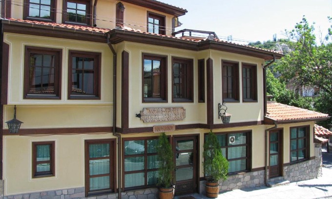 Lyaskovo Hotel | Hotel Old Times