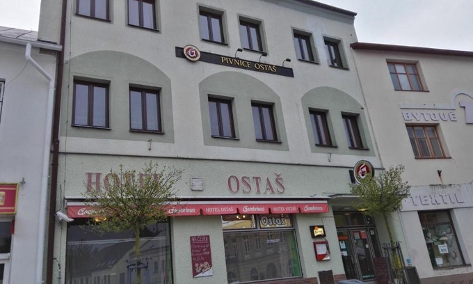 Police nad Metuji Hotel | Hotel Ostaš Police nad Metují