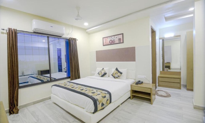 Marhi Hotel | Hotel Pal Residency