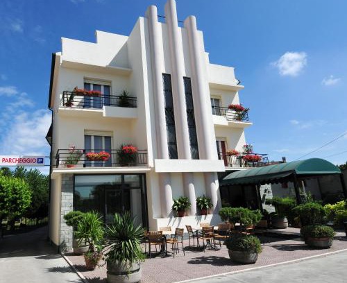 Carbonara di Po Hotel | Hotel Passacor - Business & Bike