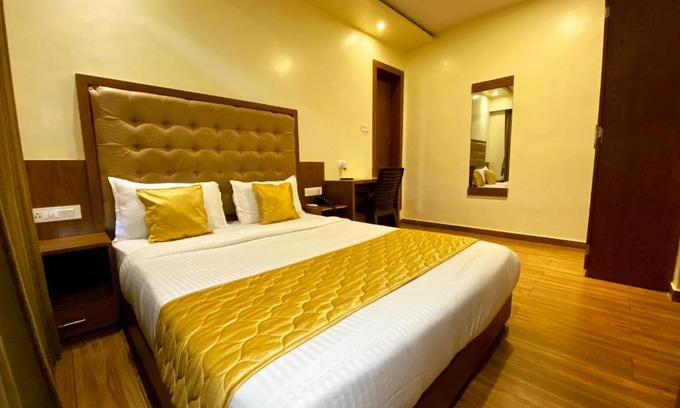 Kalina Hotel | Hotel Pearl's BKC Inn- Near Trade Centre, Visa Consulate