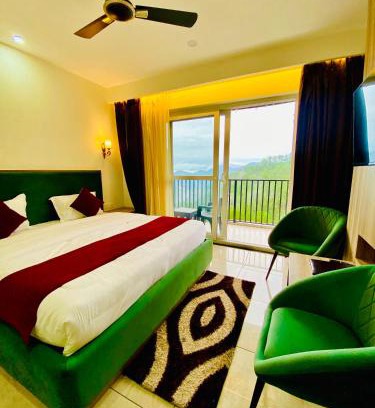 Banikhet Hotel | Hotel Pines & Peaks Dalhousie