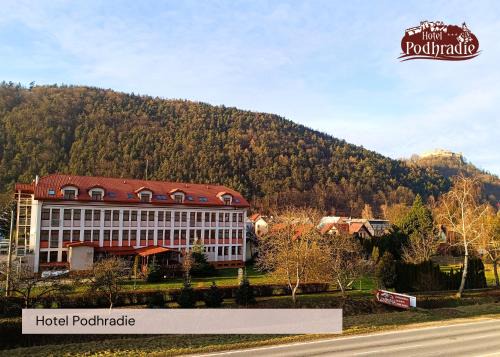 Povazska Bystrica Hotel | Hotel Podhradie