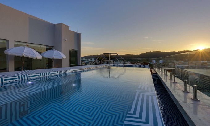 Ingleses Centro Hotel | Hotel Porto Sol Ingleses