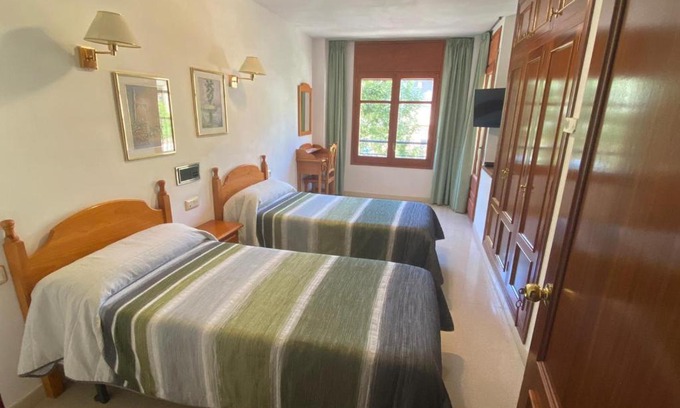 Vall de Cardos Hotel | Hotel Puitavaca