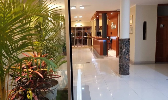 Huacho Hotel | Hotel Punta Rocas Huacho