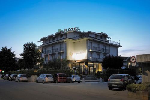 Caraglio Hotel | Hotel Quadrifoglio