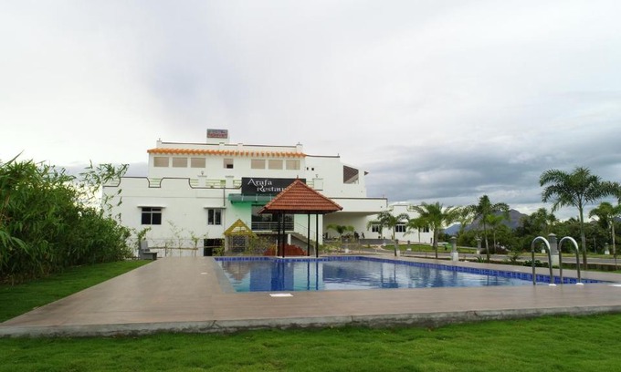 Chettikulam Hotel | Hotel Rajeswari International