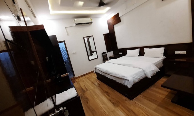 Merta Hotel | HOTEL RANA INN