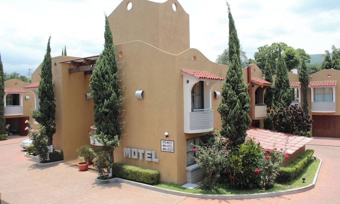 Ocotepec Hotel | HOTEL REAL OCOTEPEC