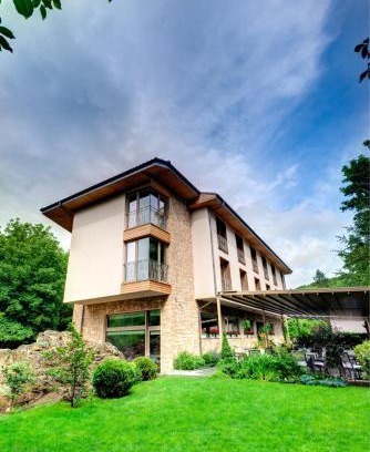 Krushuna Hotel | Hotel & Relax Zone Cattleya