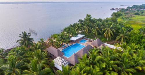 Bopa Hotel | Hotel Restaurant Chez Theo