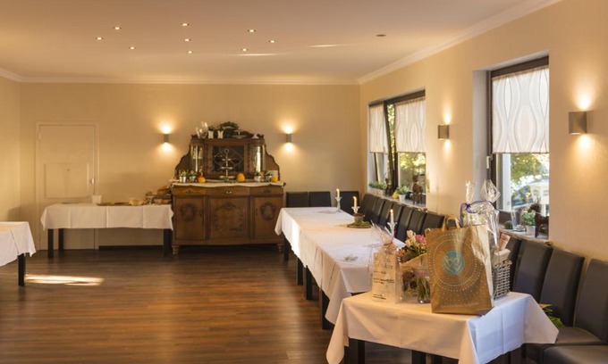 Ueberherrn Hotel | Hotel Restaurant Häsfeld
