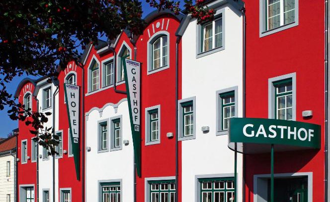 Sankt Valentin Hotel | Hotel Restaurant Wallner I contactless check-in