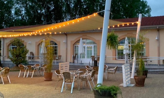 Medina De Pomar Hotel | Hotel Restaurante La Alhama