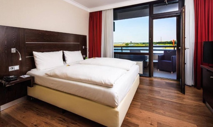 Homberg Hotel | Hotel Rheingarten Duisburg